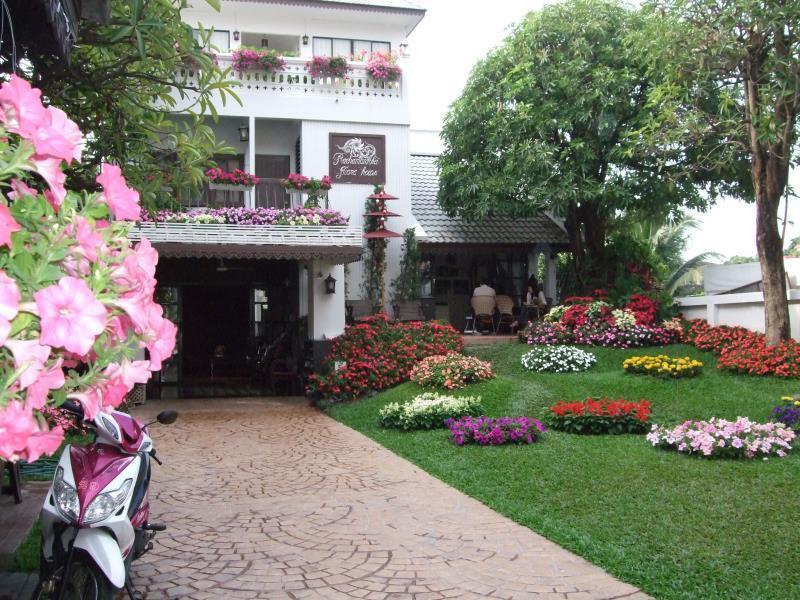 Rachamankha Flora House Hotell Chiang Mai Eksteriør bilde