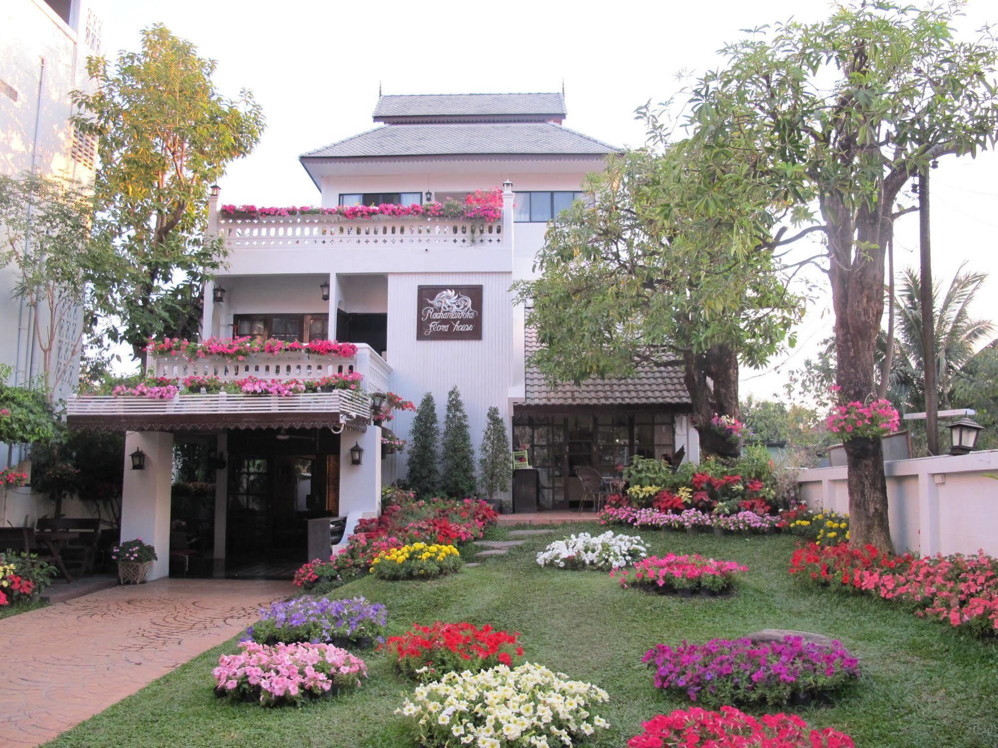 Rachamankha Flora House Hotell Chiang Mai Eksteriør bilde